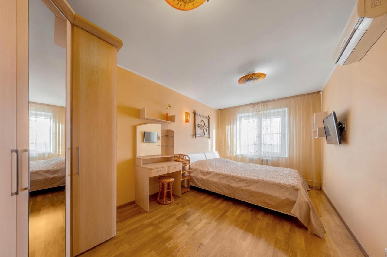 Innhome Apartments On Vorovskogo Str.36B Челябинск Екстериор снимка